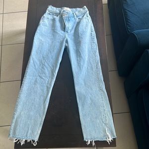 A&F curve love 90s straight jeans